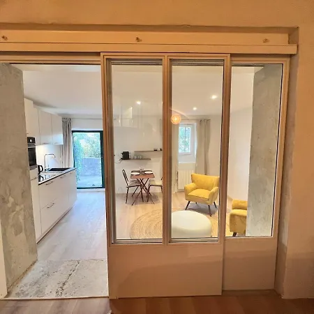 Pres D'avignon, De Charme Avec Vue Apartmán Villeneuve-lès-Avignon
